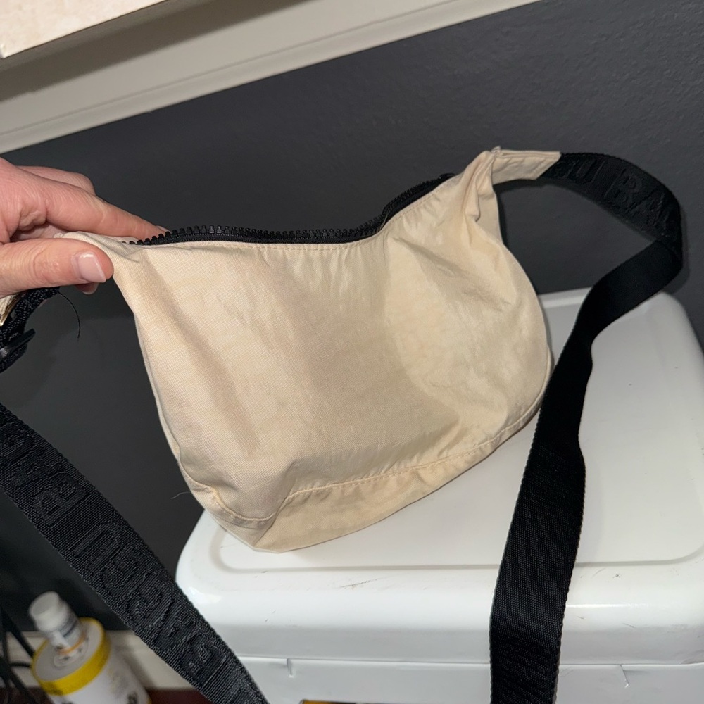 BAGGU Cream Crossbody Bag